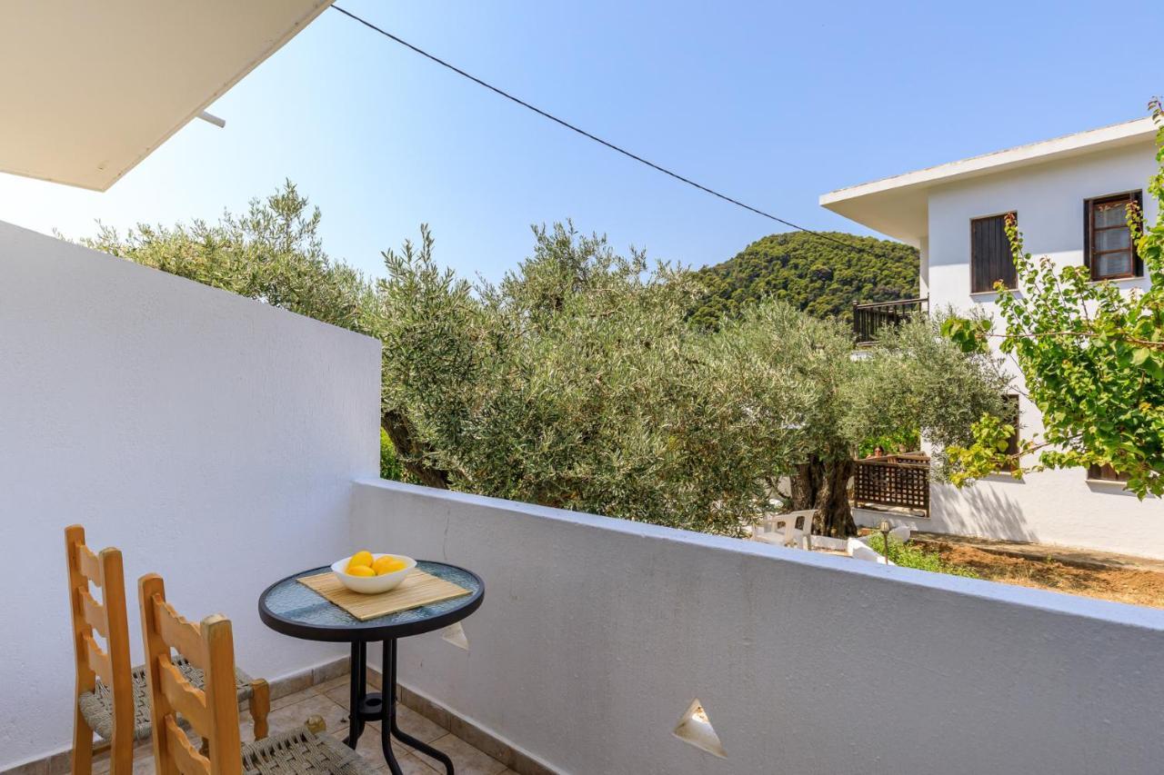 Skopelos Evergreen Apartments Stafylos Esterno foto