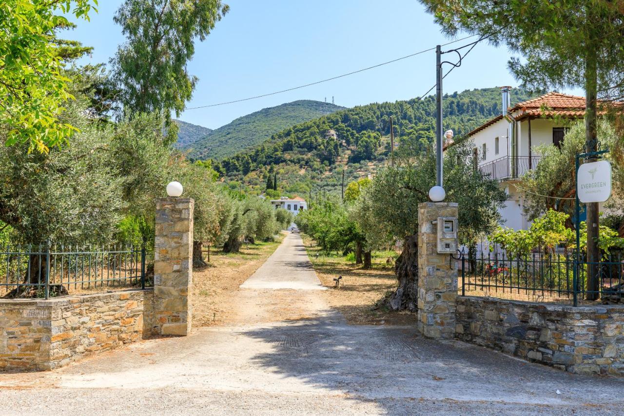 Skopelos Evergreen Apartments Stafylos Esterno foto