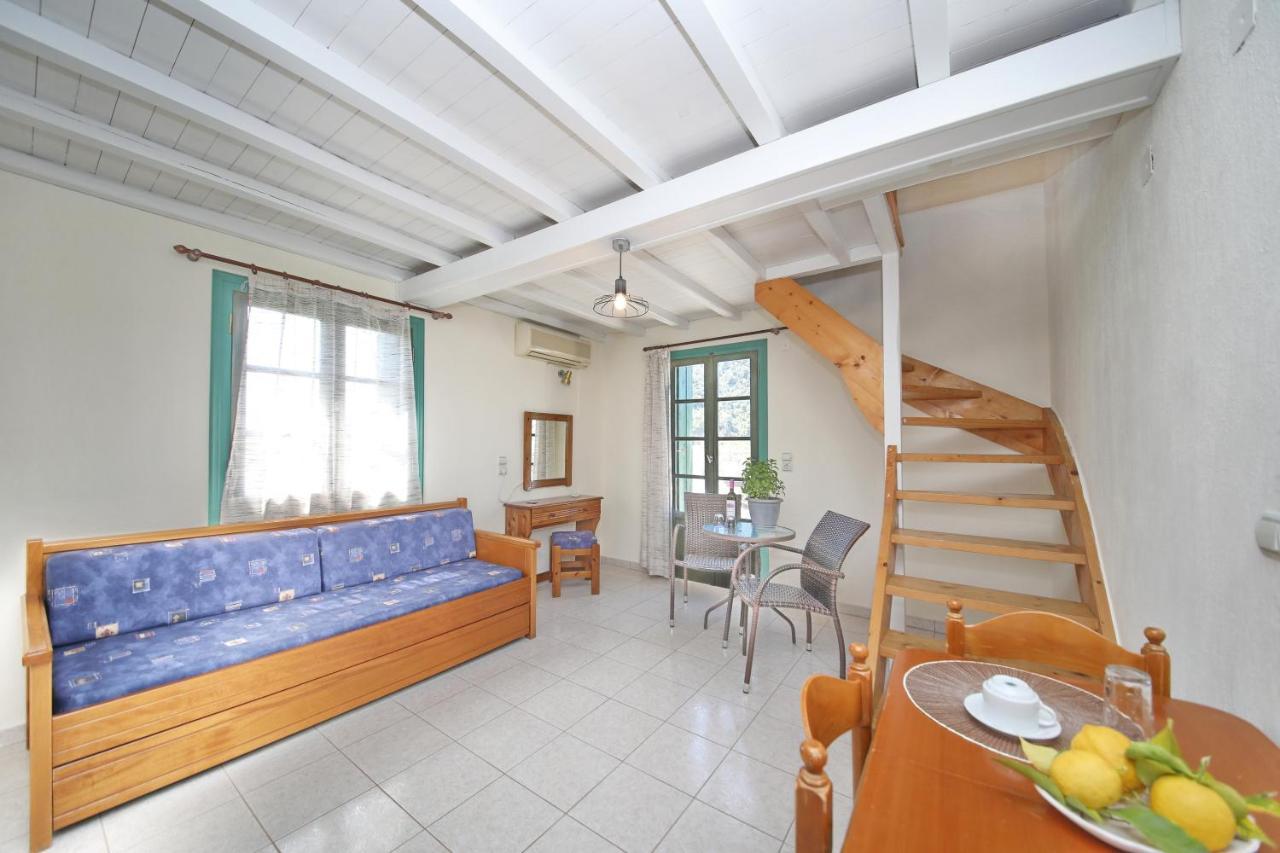 Skopelos Evergreen Apartments Stafylos Esterno foto