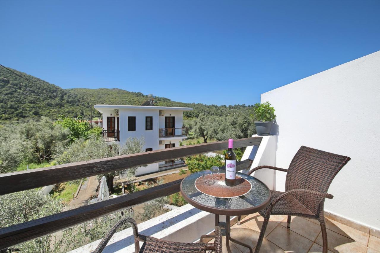 Skopelos Evergreen Apartments Stafylos Esterno foto
